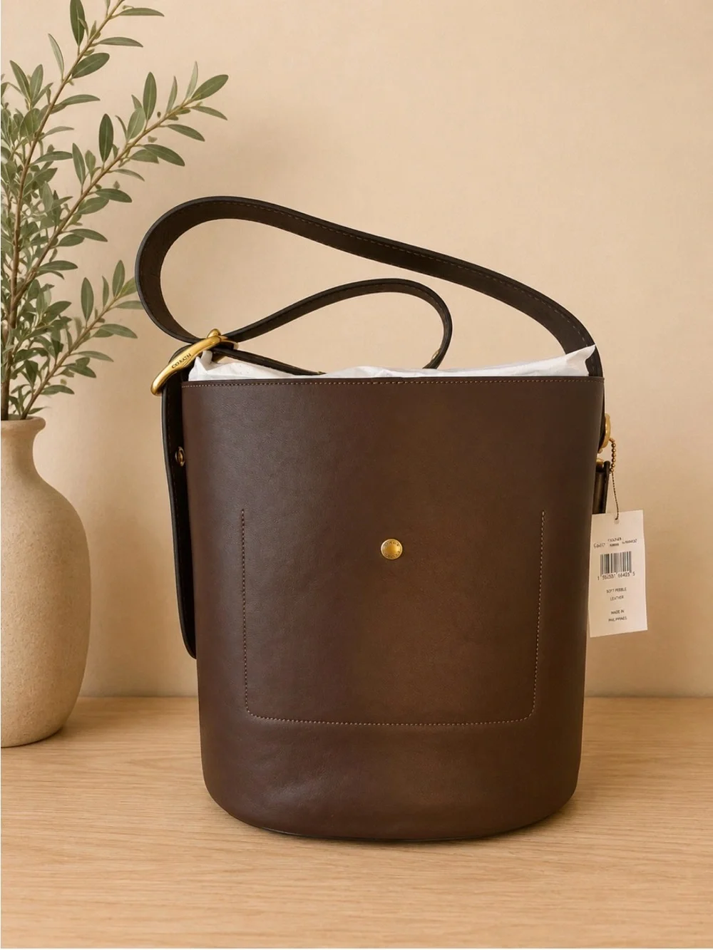Coach Large Bleeker Bucket Bag in maple